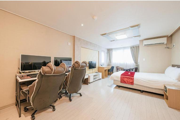 R&T Hotel Csedzsu Kültér fotó